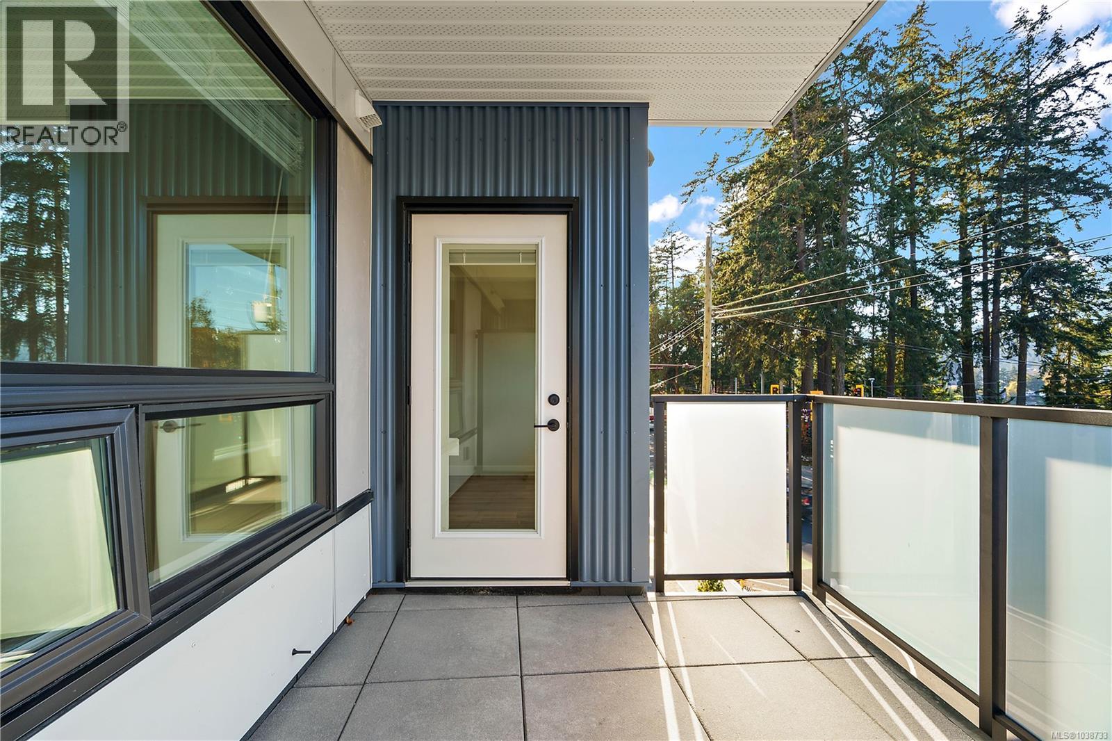 213 2881 Leigh Rd, Langford - Image 1