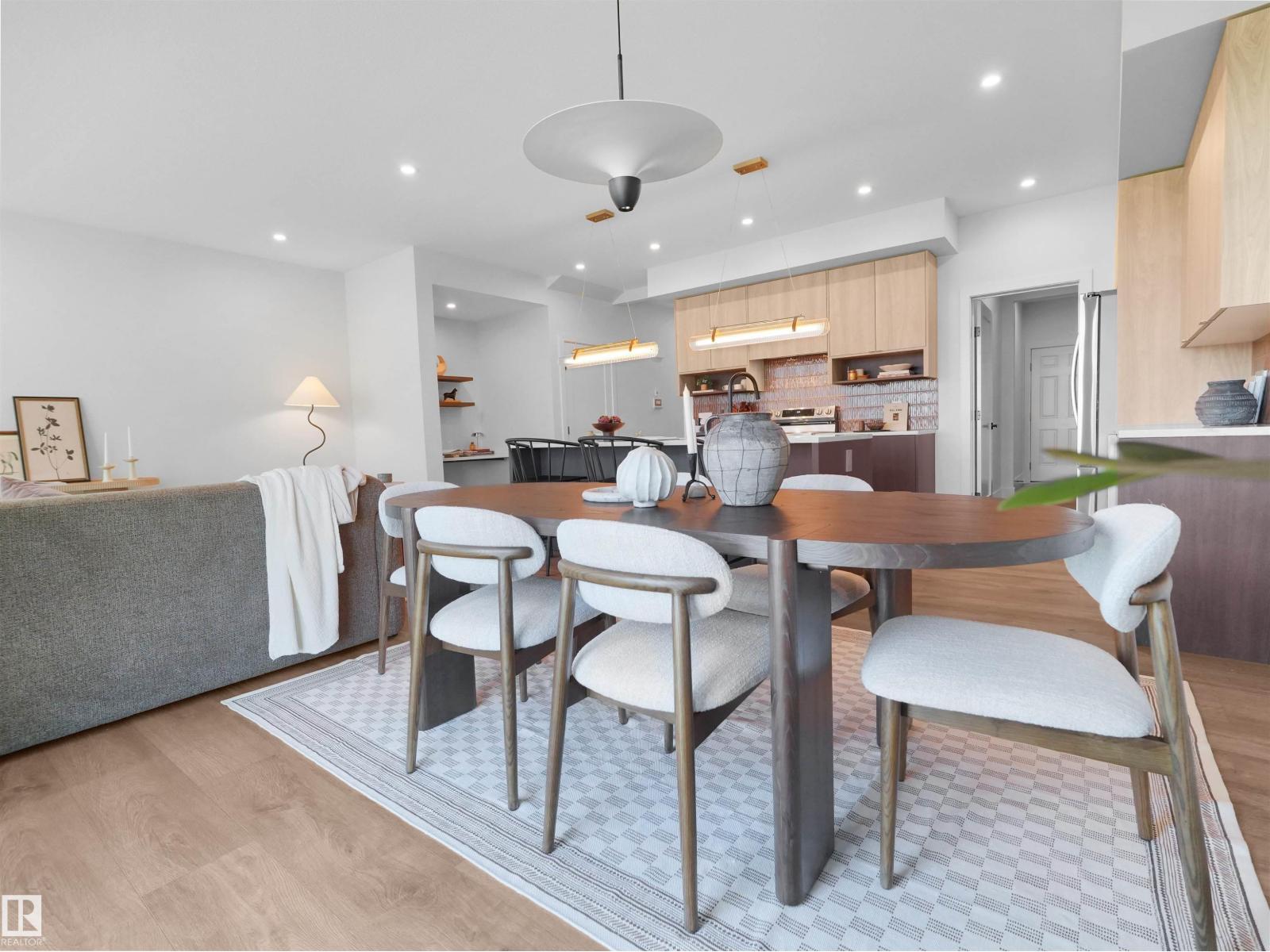 8312 Kiriak LO SW, Edmonton