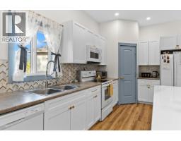 4614 June Springs Road, Kelowna, BC V1W4C8 Photo 39