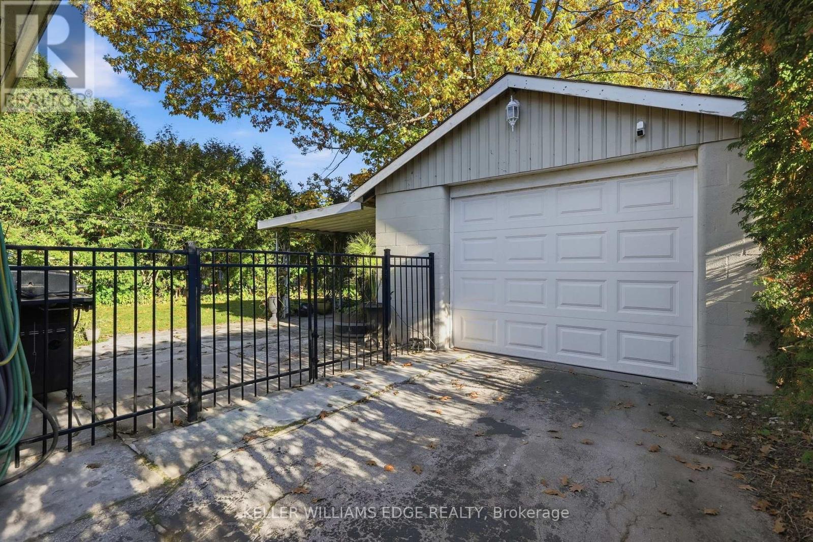 660 Wickens Avenue, Burlington, ON photo 29