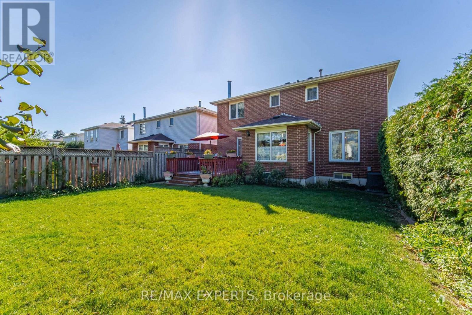 70 Peelton Heights, Brampton, ON photo 46