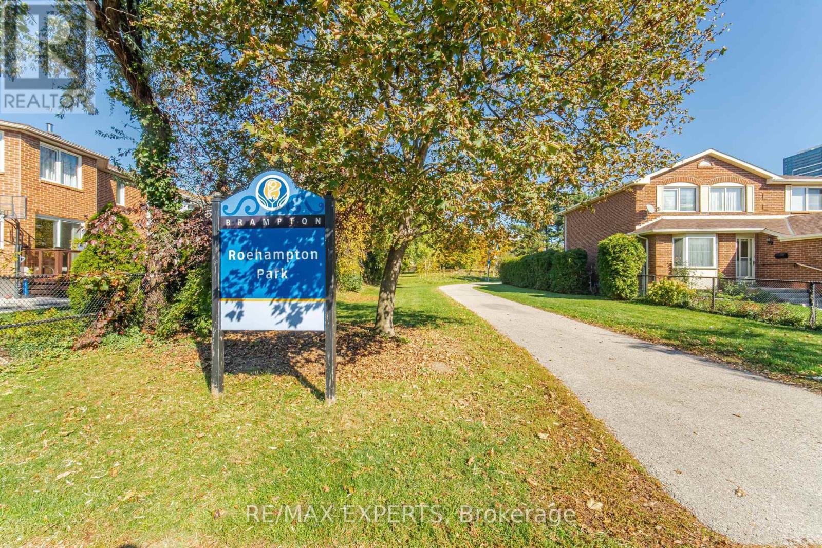 70 Peelton Heights, Brampton, ON photo 6