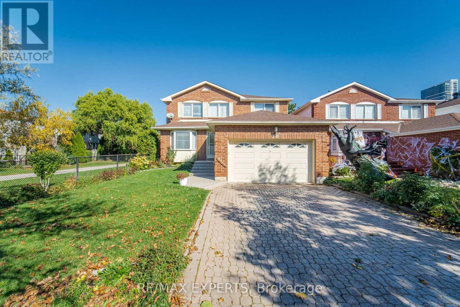 70 Peelton Heights, Brampton, ON photo 7