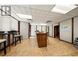358-374 Shepherd Street W, Windsor, ON N8X1C3 Photo 6