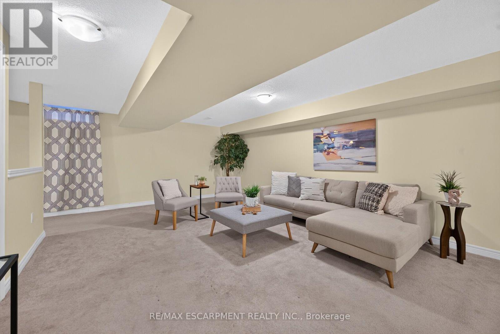 5 Hillgartner Lane, Hamilton, ON photo 28