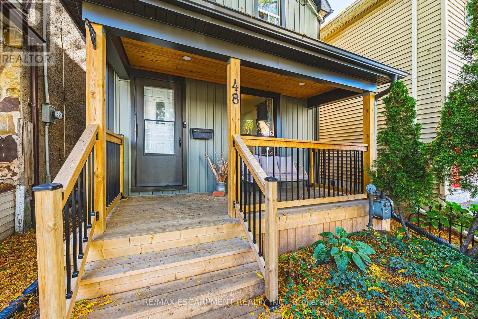 48 Francis Street, Hamilton, ON photo 5