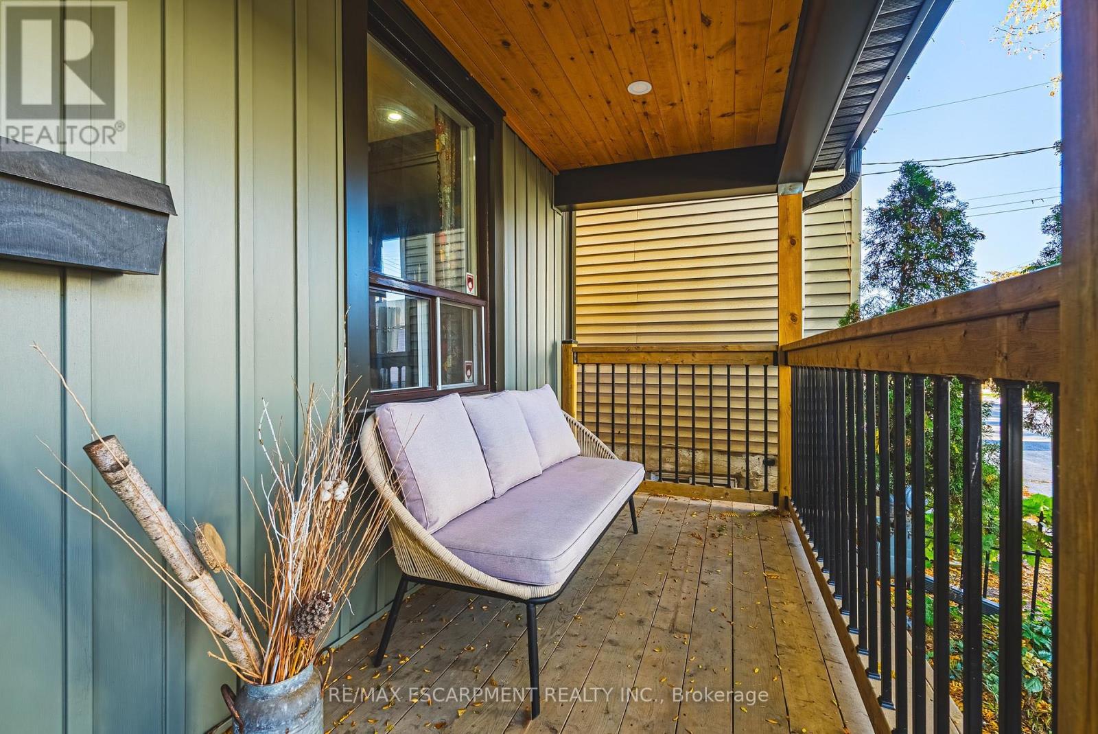 48 Francis Street, Hamilton, ON photo 6