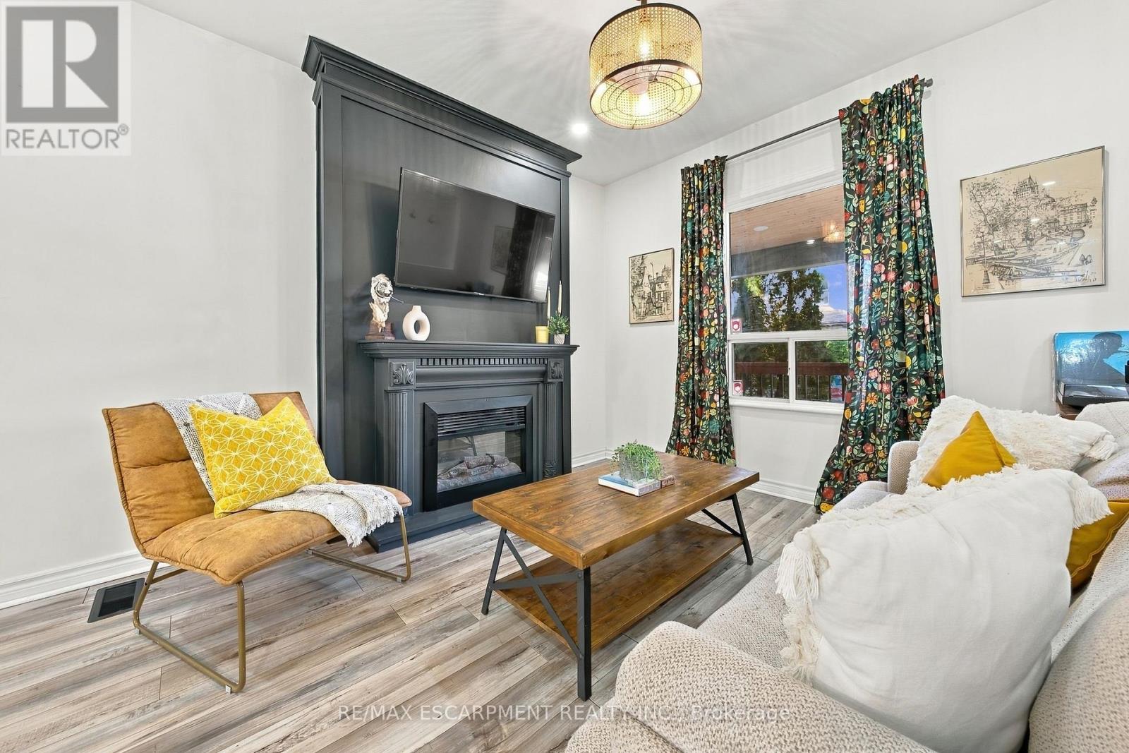 48 Francis Street, Hamilton, ON photo 8