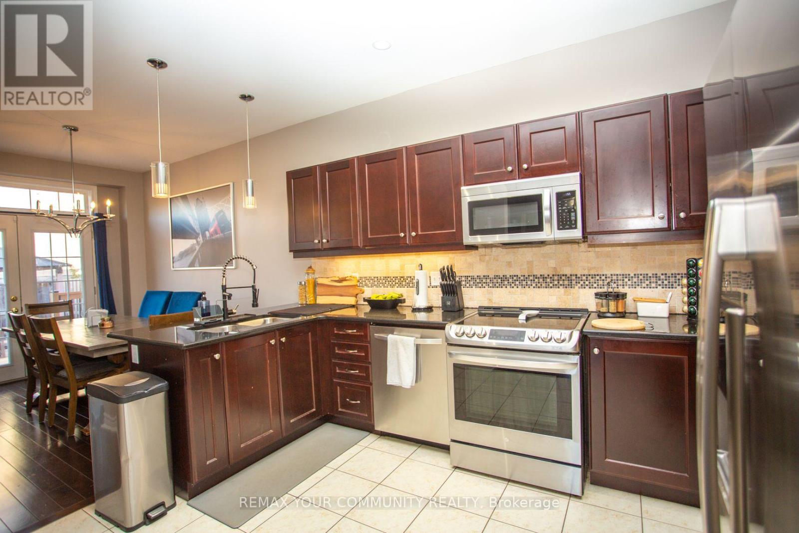 1 Victor Large Way, Orangeville, ON photo 9