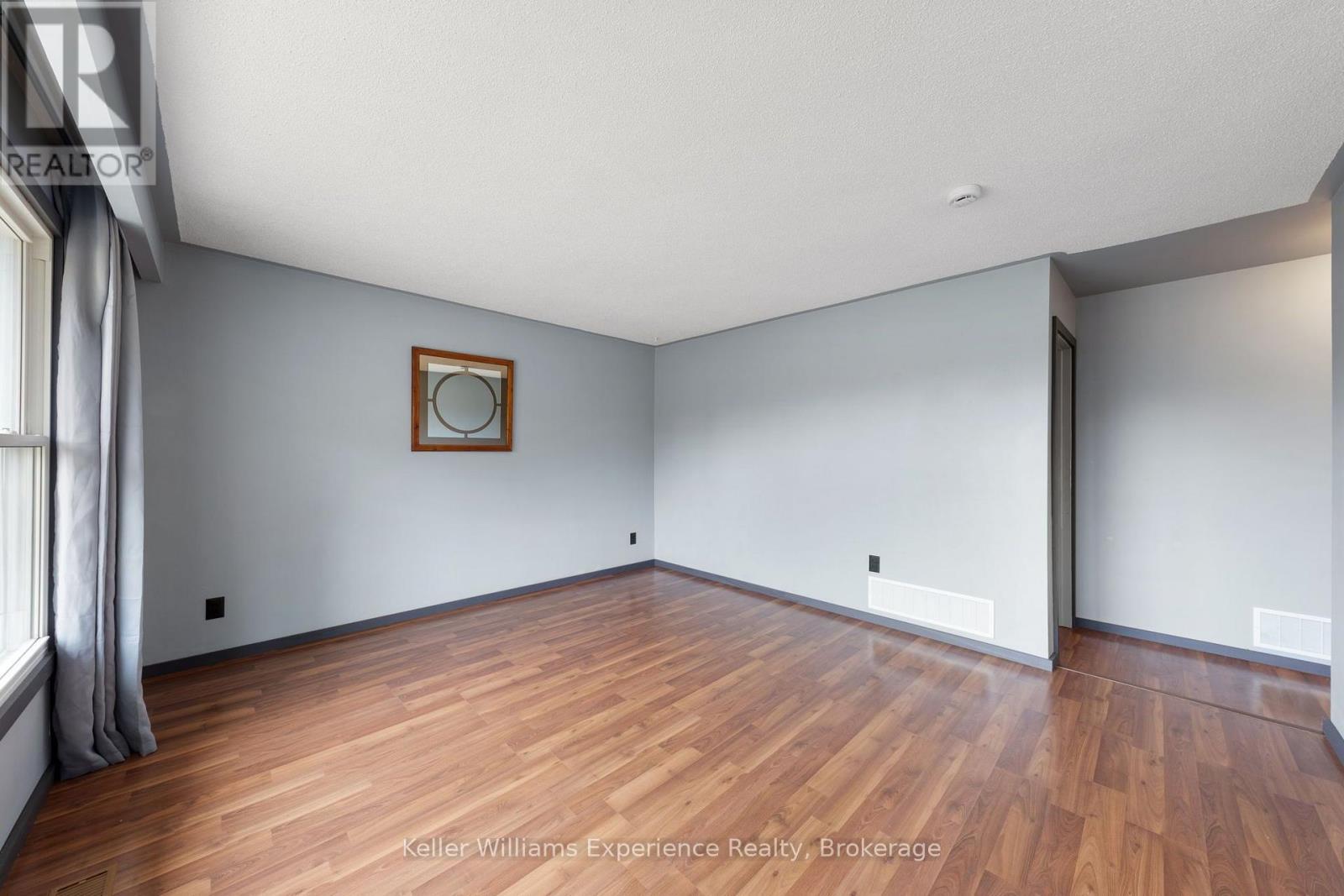 706 Simcoe Avenue, Tay photo 11
