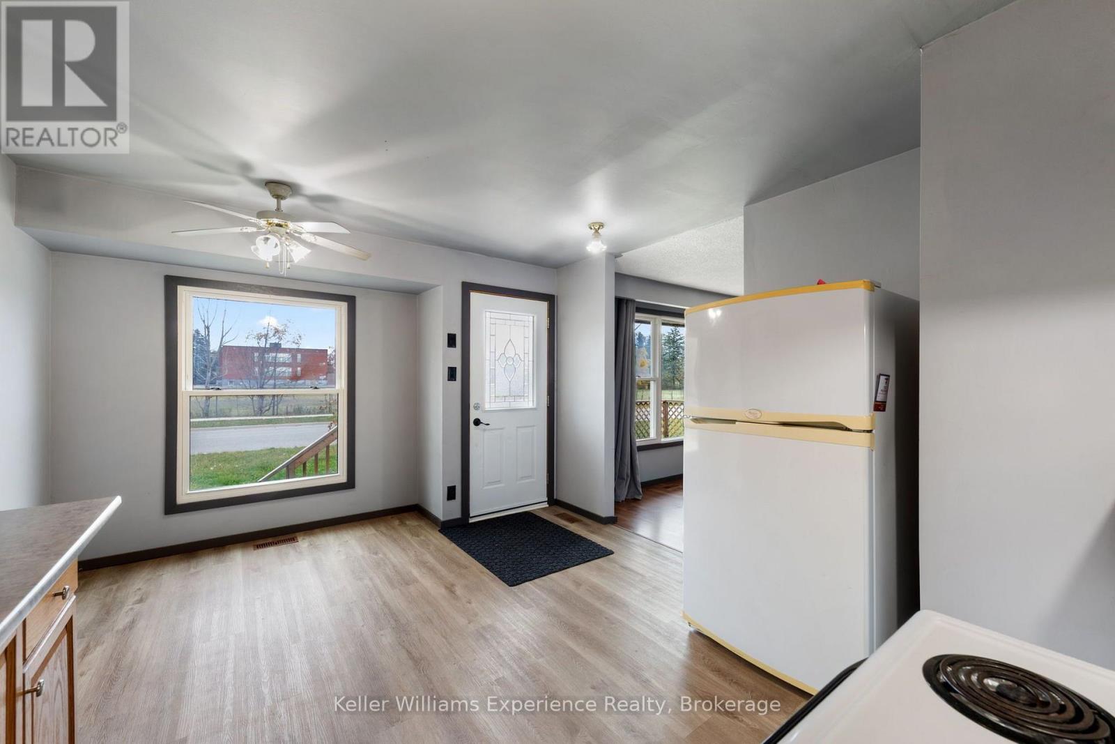 706 Simcoe Avenue, Tay photo 9