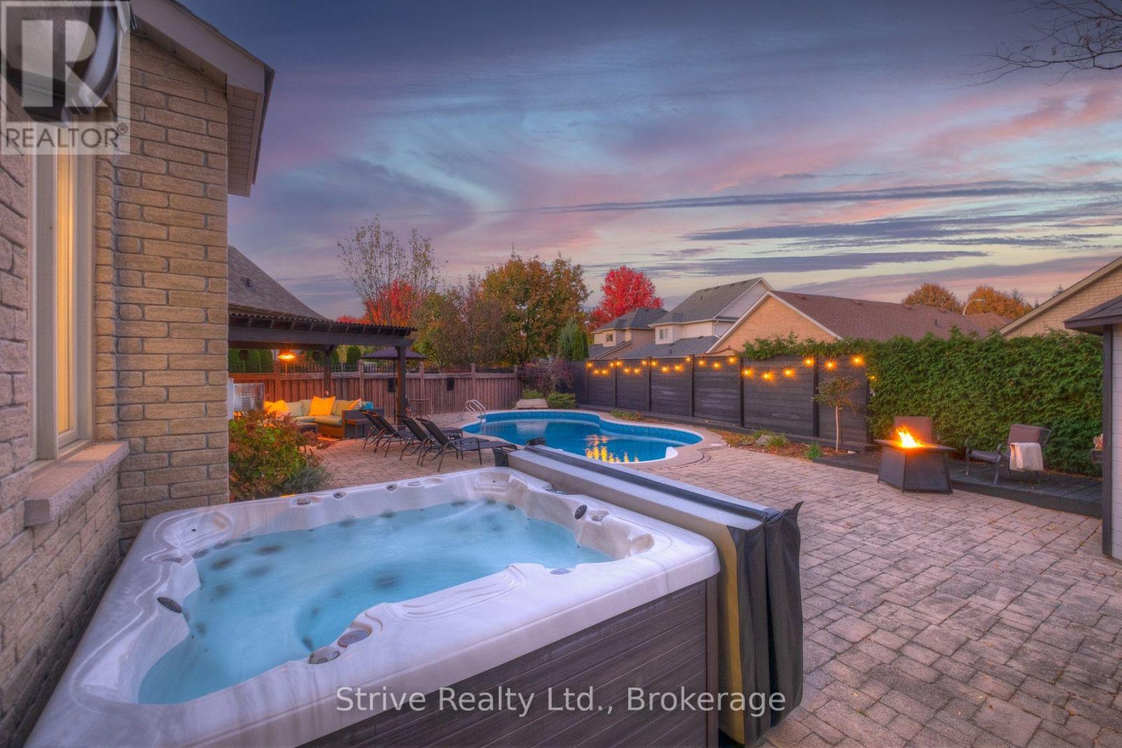 36 Serene Court, Whitby, ON photo 5