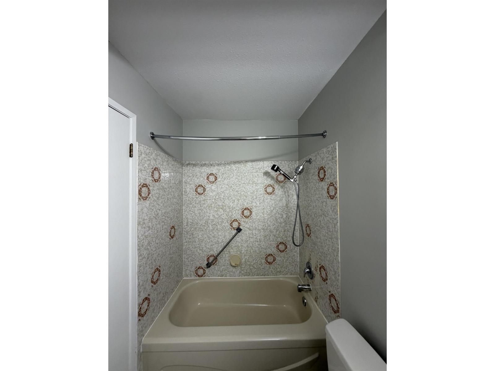 307 32733 BROADWAY EAST STREET, Abbotsford - Image 1