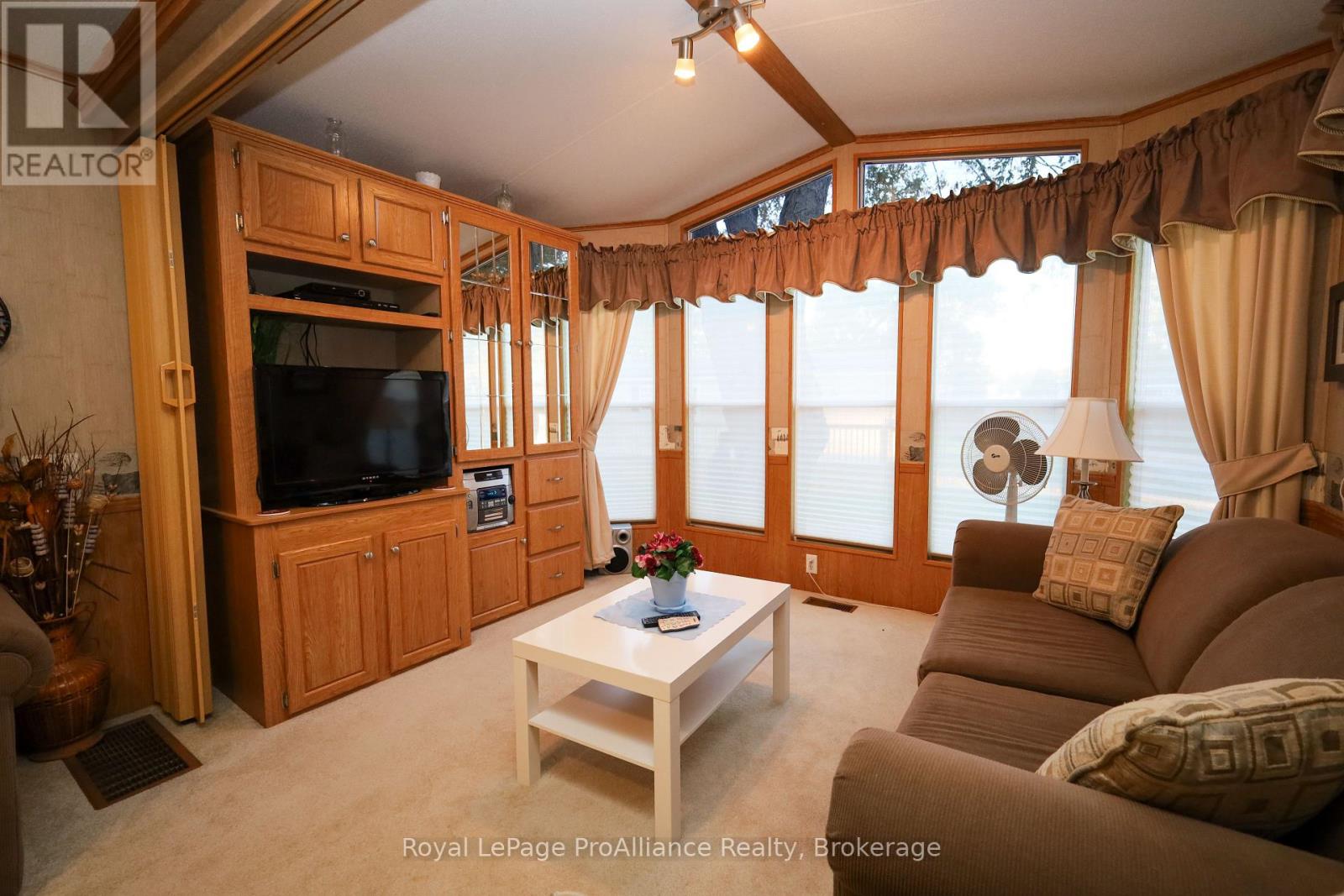Forest Grove Lane, Prince Edward County, ON photo 12