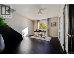 1302 1st Avenue Nw, Moose Jaw, SK S6H3N7 Photo 16
