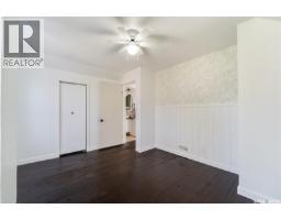 1302 1st Avenue Nw, Moose Jaw, SK S6H3N7 Photo 33