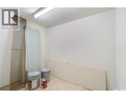 1302 1st Avenue Nw, Moose Jaw, SK S6H3N7 Photo 42