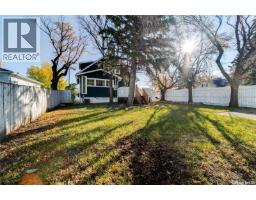 1302 1st Avenue Nw, Moose Jaw, SK S6H3N7 Photo 56