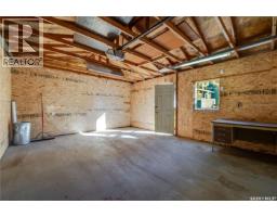 1302 1st Avenue Nw, Moose Jaw, SK S6H3N7 Photo 58