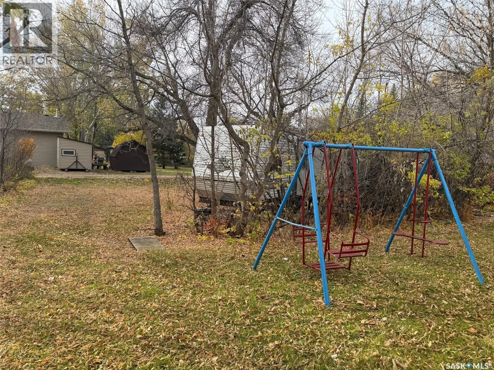 20 Cypress DRIVE, Katepwa Beach — photo 7