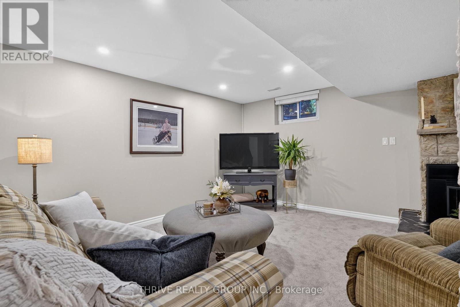 496 BELVEDERE AVENUE - 27