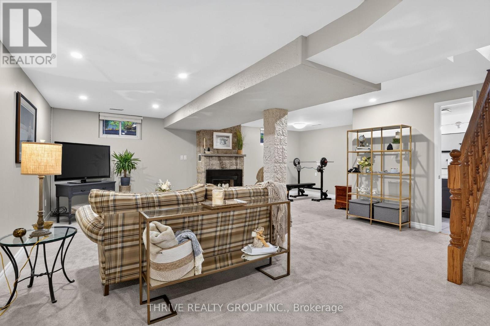 496 BELVEDERE AVENUE - 30