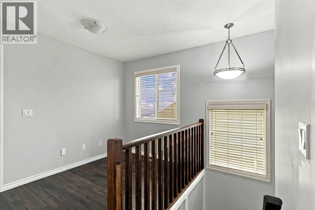 132 Fireweed Crescent, photo 16 of 38