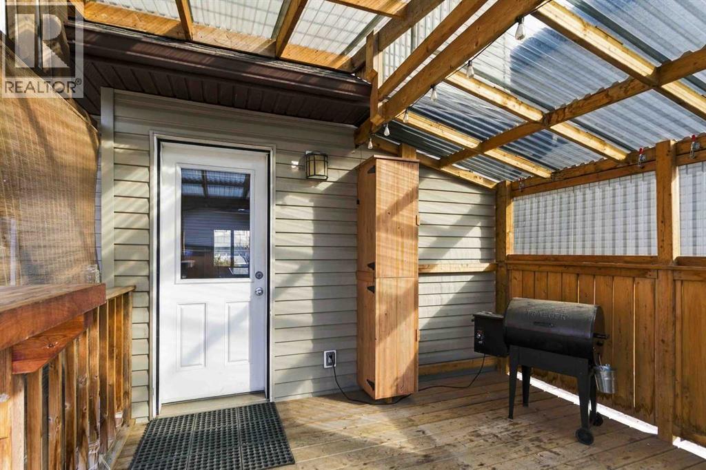 132 Fireweed Crescent, photo 33 of 38
