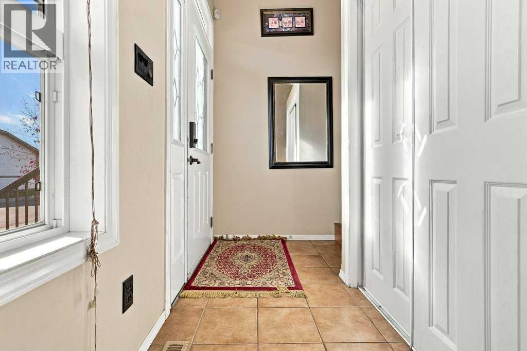 Listing photo – 15 Inkster Close, Red Deer