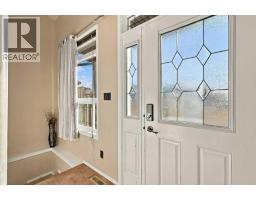 15 Inkster Close, Red Deer, AB T4R0A7 Photo 14