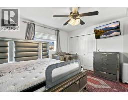 15 Inkster Close, Red Deer, AB T4R0A7 Photo 28