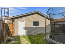 3pc Bathroom - 15 Inkster Close, Red Deer, AB T4R0A7 Photo 8