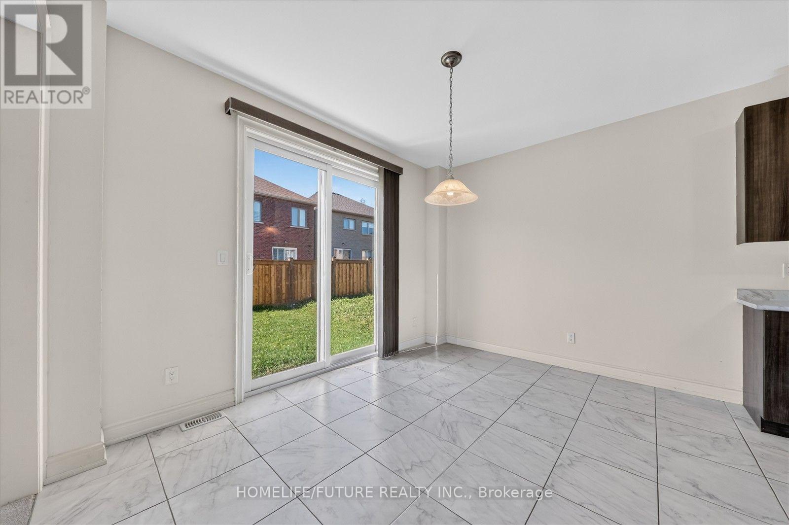 2548 BANDSMAN CRESCENT - 10