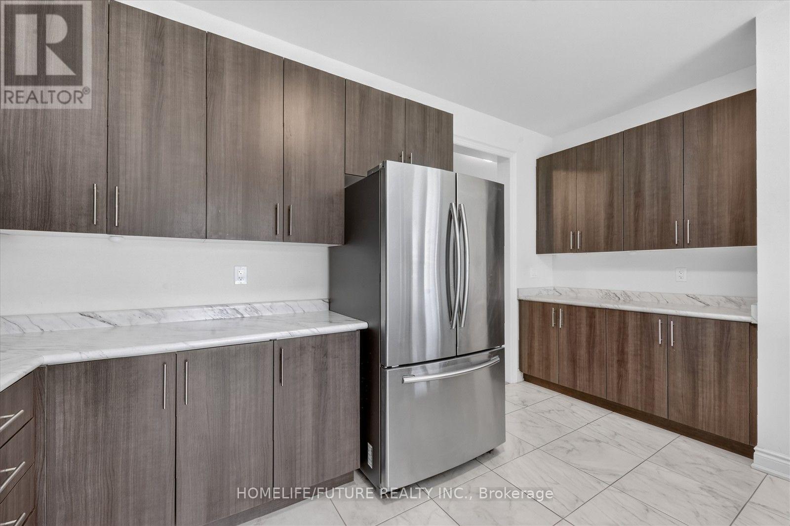 2548 BANDSMAN CRESCENT - 14
