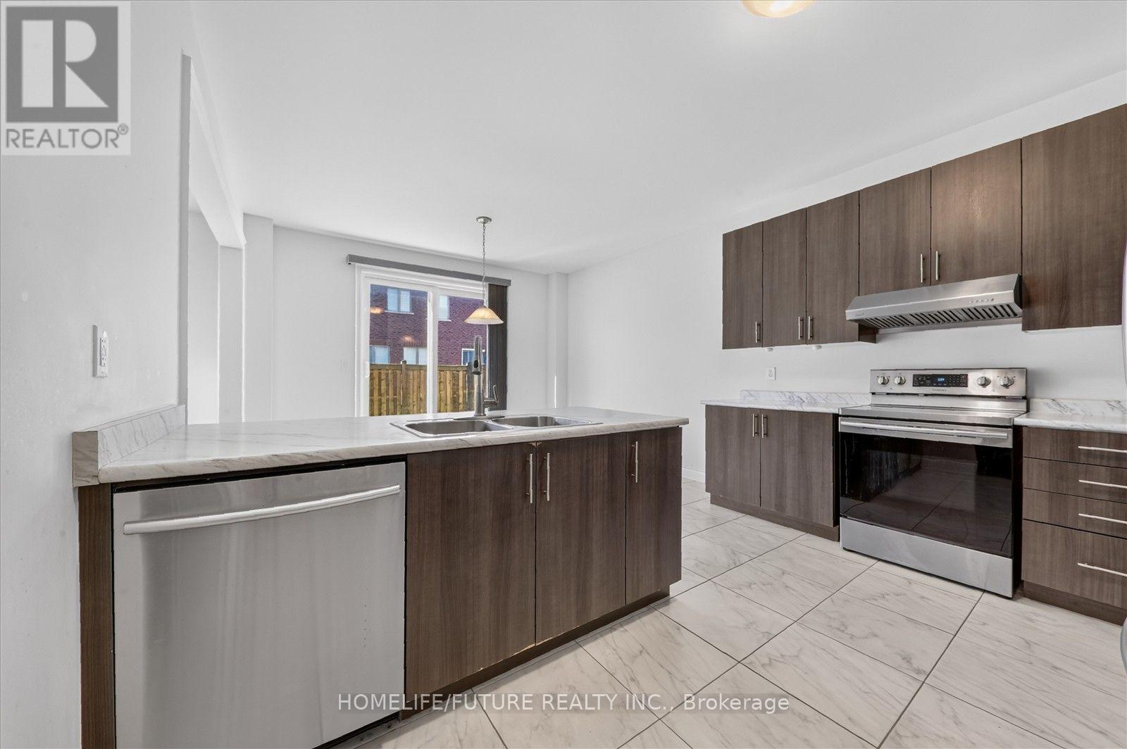 2548 BANDSMAN CRESCENT - 15