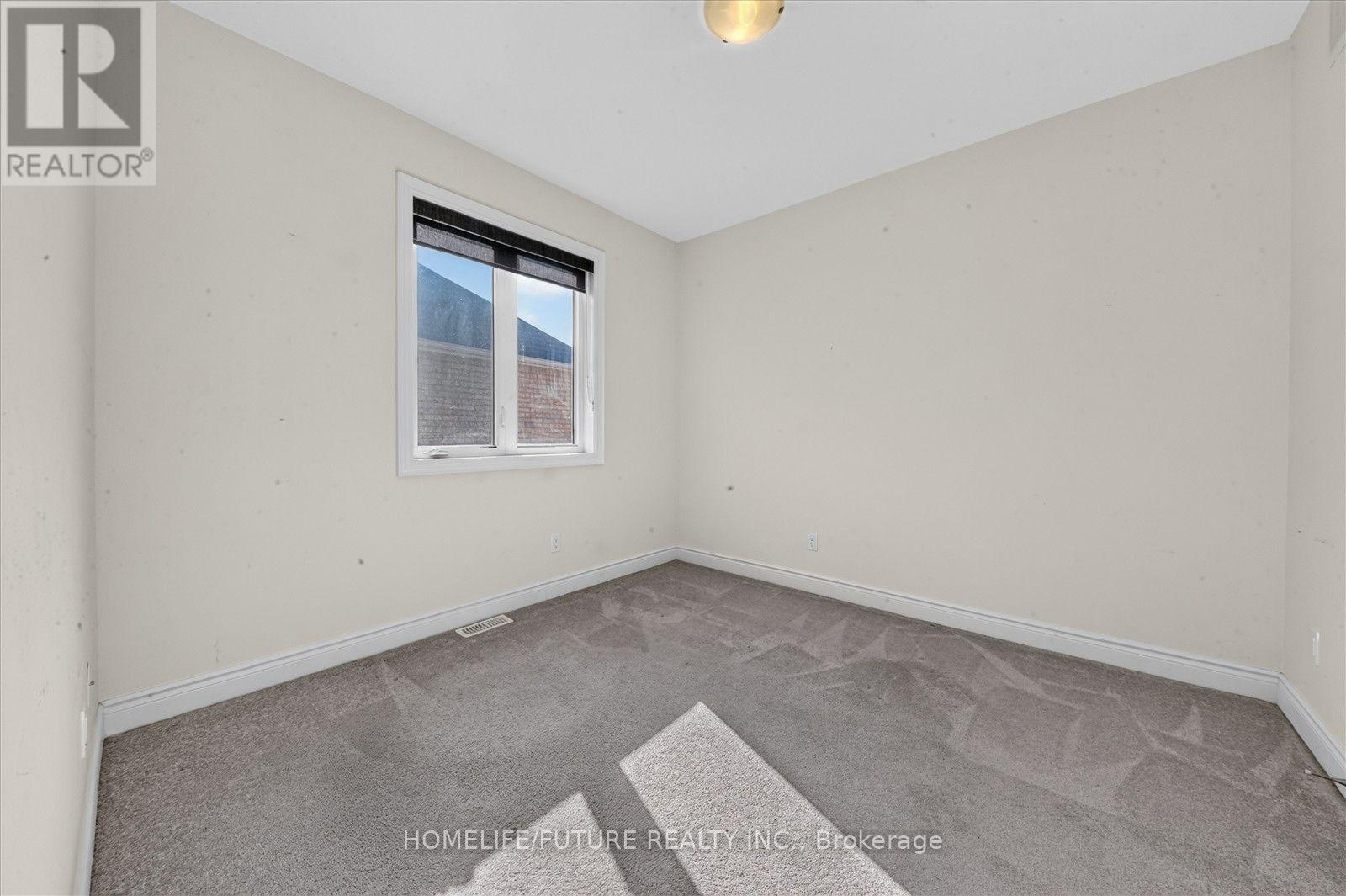 2548 BANDSMAN CRESCENT - 24