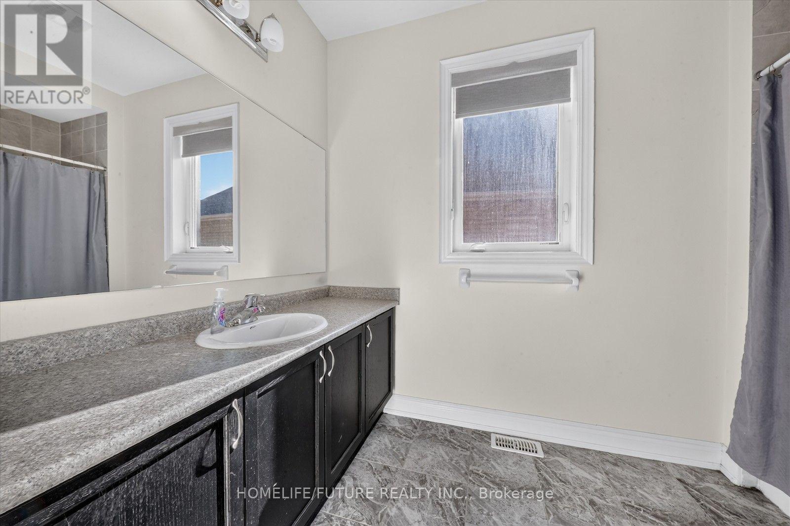 2548 BANDSMAN CRESCENT - 26