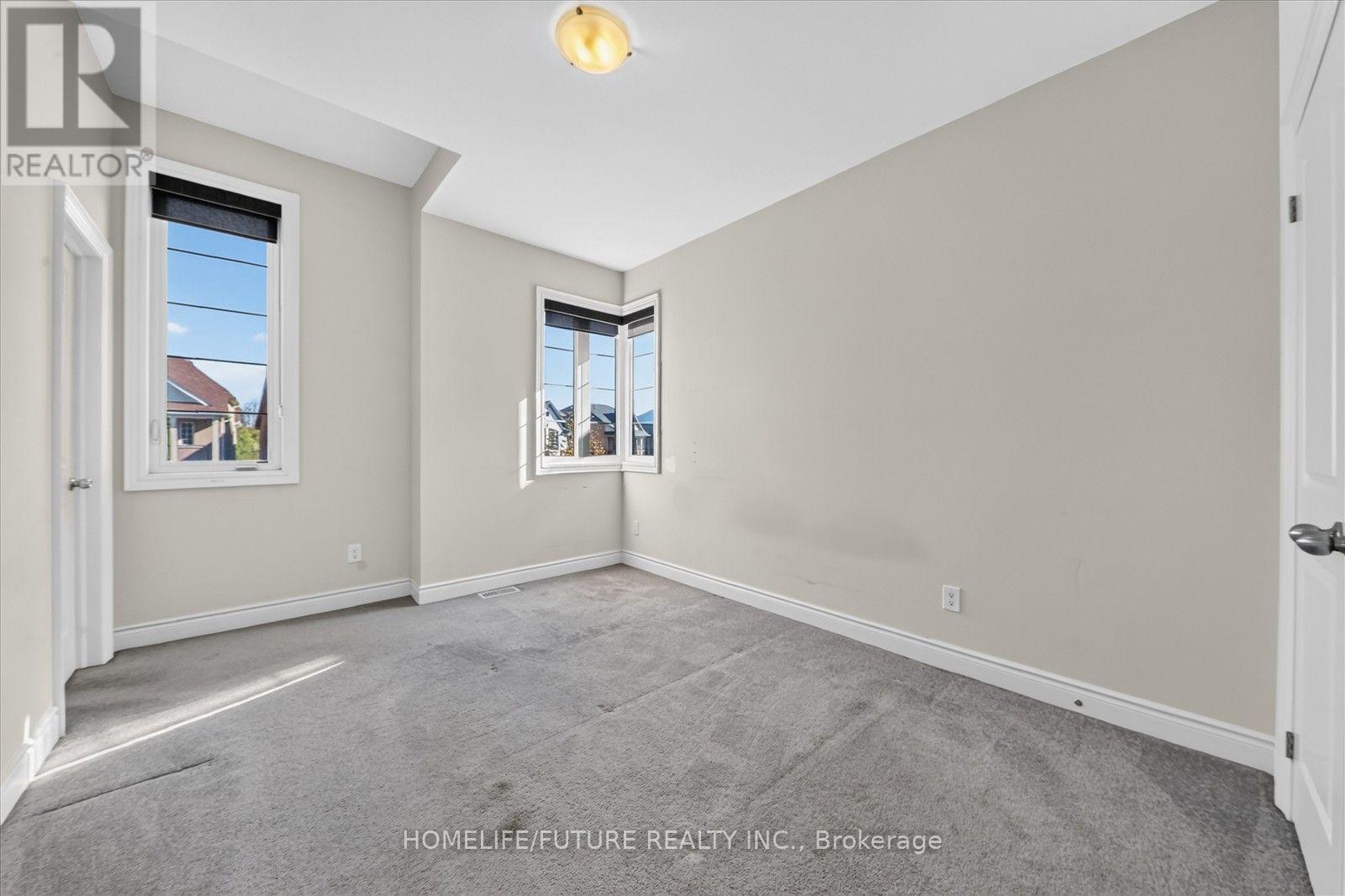 2548 BANDSMAN CRESCENT - 28
