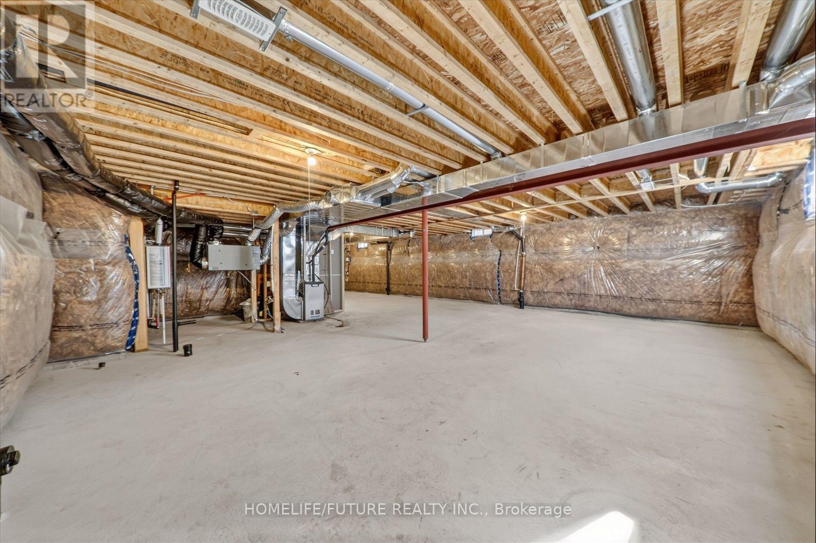 2548 BANDSMAN CRESCENT - 35