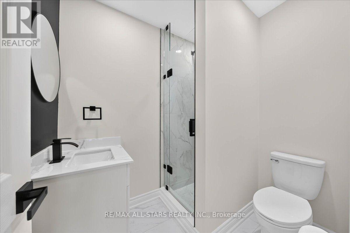 230 BAYVIEW AVENUE - 35