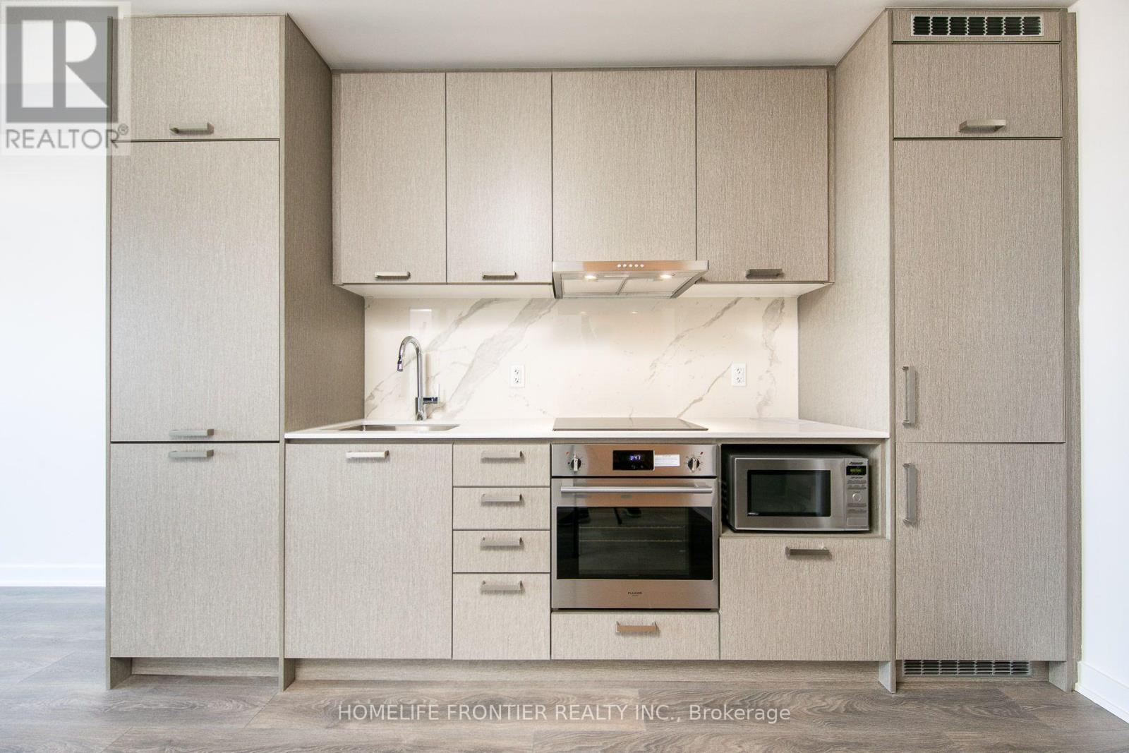 1712 - 38 HONEYCRISP CRESCENT, Vaughan (Vaughan Corporate Centre) — photo 2