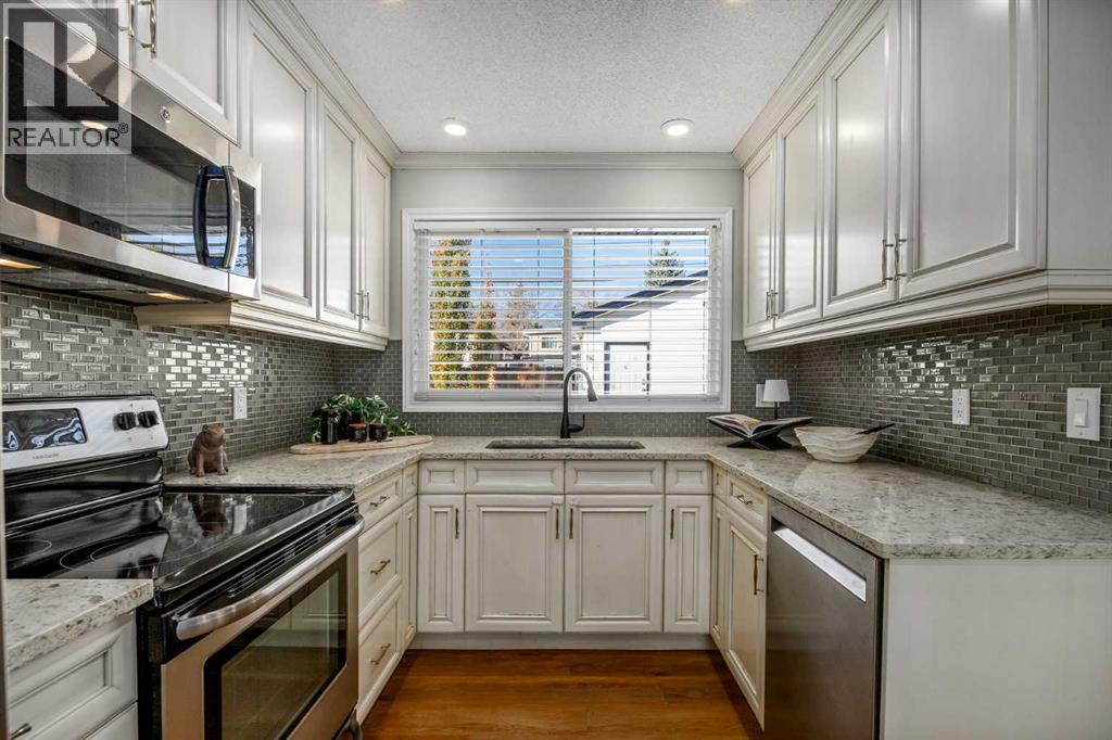 907 Canfield Crescent SW, Calgary — photo 11