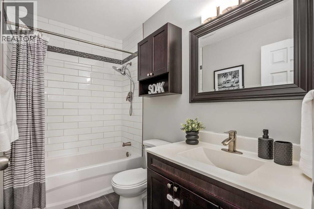 907 Canfield Crescent SW, Calgary — photo 18