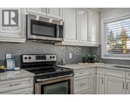 Laundry room - 907 Canfield Crescent Sw, Calgary, AB T2W1K5 Photo 13