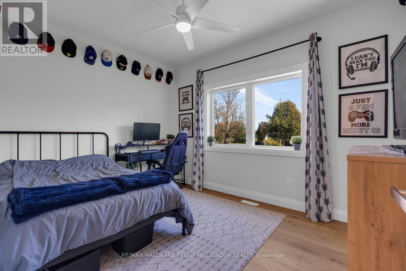 366 10th Line South, Oro-Medonte, ON photo 8
