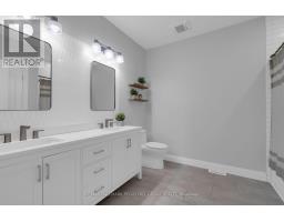366 10th Line S, Oro Medonte, ON L0L1T0 Photo 10