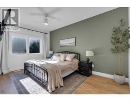 Bedroom 3 - 366 10th Line S, Oro Medonte, ON L0L1T0 Photo 6