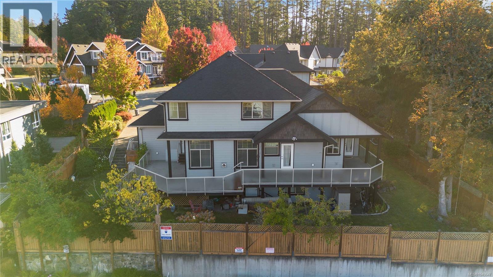 424 Nursery Hill Dr, View Royal - Image 1