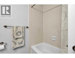 35 Berkley Court Nw, Calgary, AB T3K1B7 Photo 24