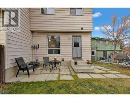 35 Berkley Court Nw, Calgary, AB T3K1B7 Photo 34